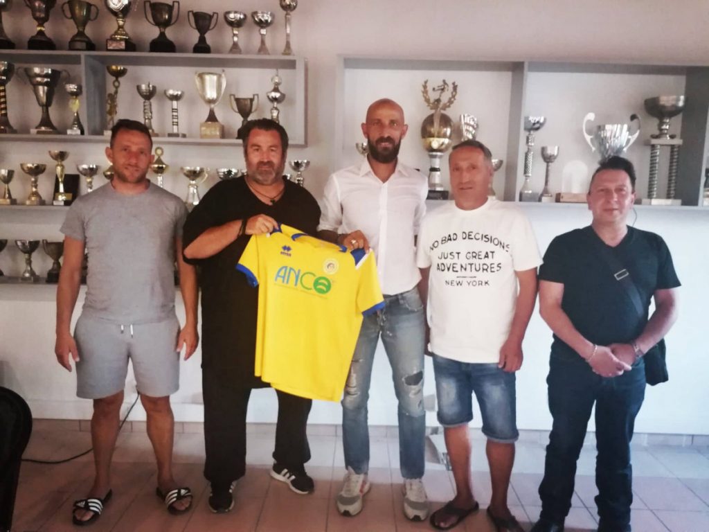 Αρχοντούλης και με την…βούλα στον Απόλλωνα!
