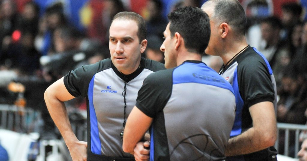 Συμεωνίδης, Μάνος και Ζακεστίδης στο Λαύριο