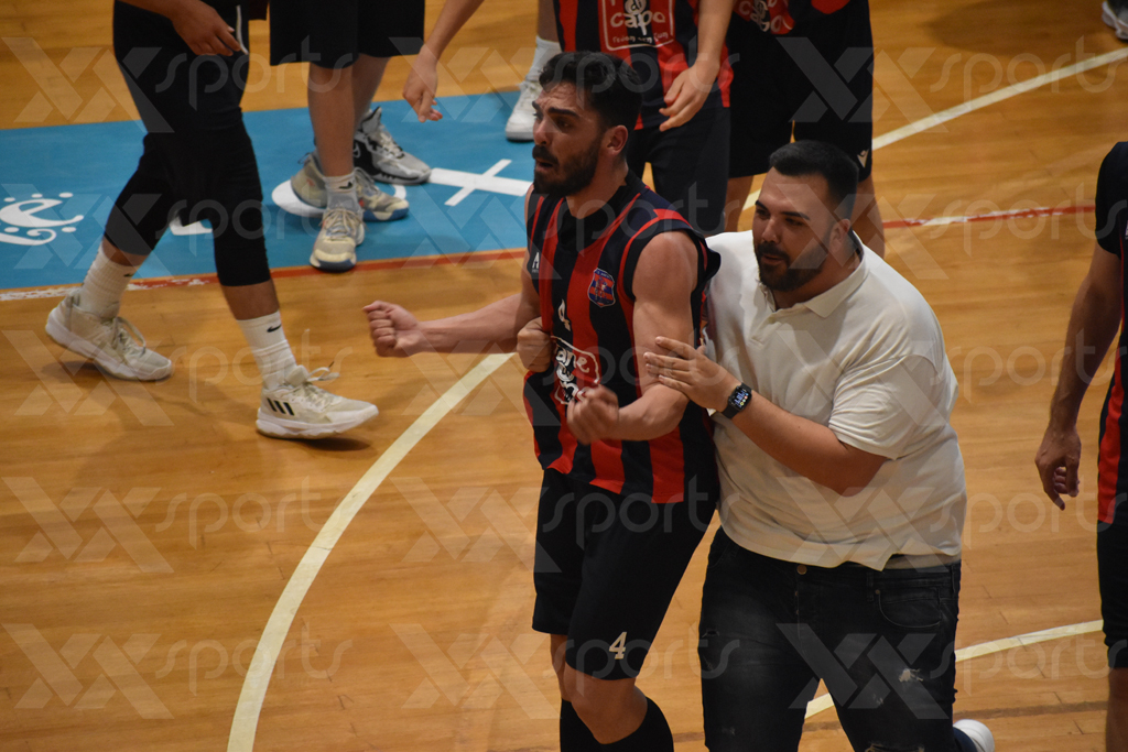 «Κάποιες φορές ξεφεύγω πάνω στο πάθος μου και ζητώ συγνώμη»
