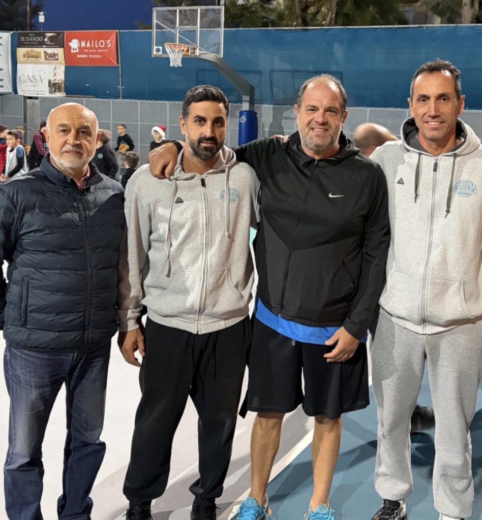 Χριστουγεννιάτικη γιορτή γεμάτη χαρά στην ELITE Basketball Academy!