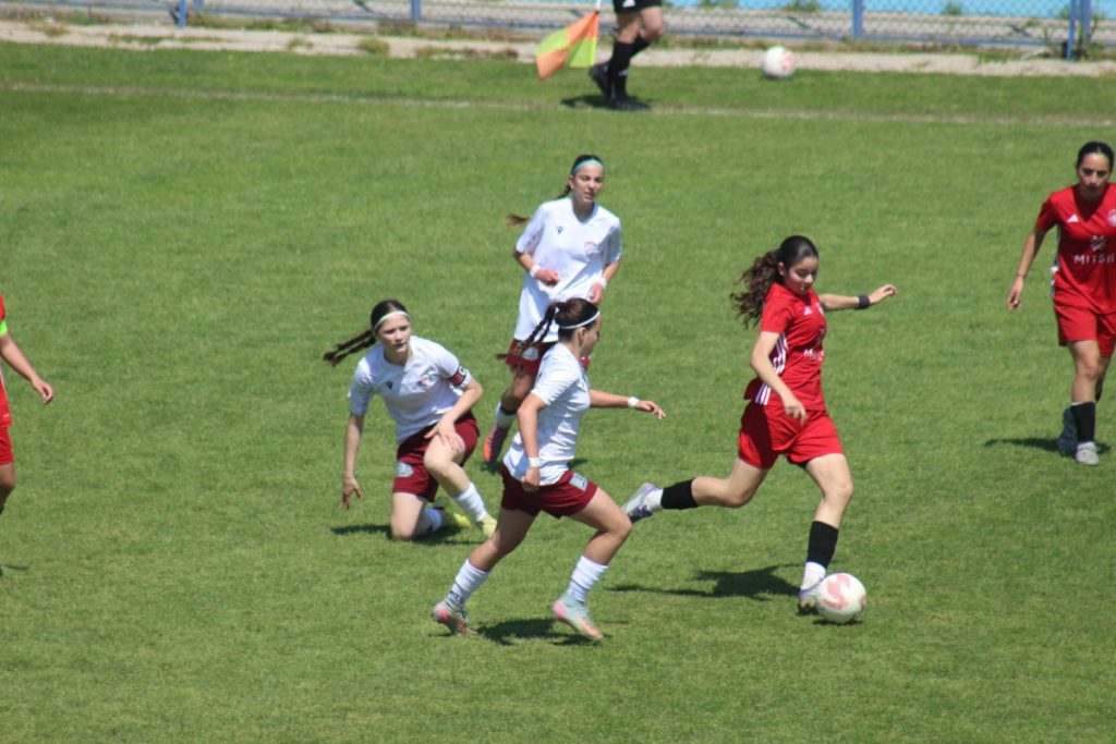 Αποκλεισμός με ψηλά το κεφάλι για την LFC Ιάλυσος Κ17 στη Λάρισα